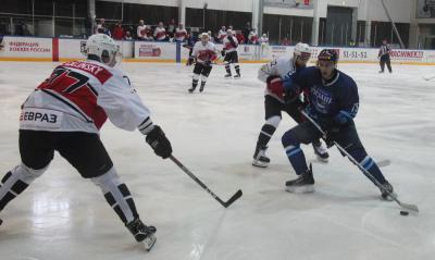 ХК «Рязань» дома по буллитам проиграл новокузнецкому «Металлургу»